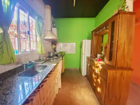 Casa en Venta en Valentin Alsina, USD 58.000