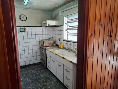 Depto Tipo Casa en Venta 40 años