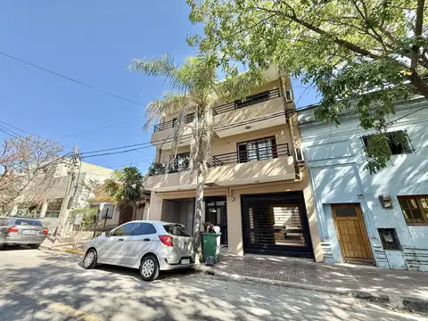 Departamento de 2 ambientes con balcón y cochera en venta - San Fernando