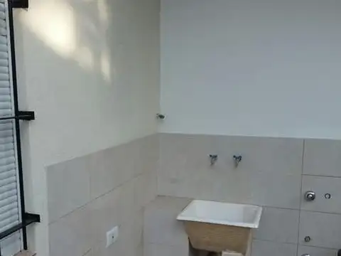 Depto Tipo Casa en Alquiler 20 años