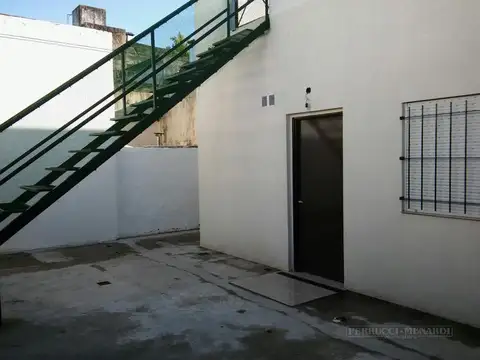 Depto Tipo Casa en Alquiler al Noreste