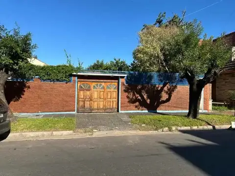 Casa en Venta en Ramos Mejía Sur, USD 390.000