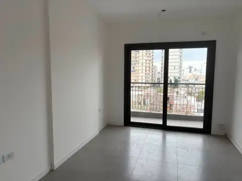 VENTA DPTO 1 DORMI. CARONTI 152, AL CONTRA FRENTE