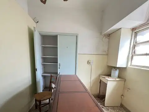 Casa en Venta con 4 cocheras