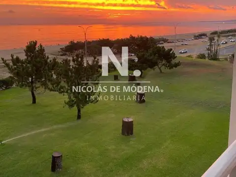 Casa en Venta en Playa Mansa, USD 7.500.000
