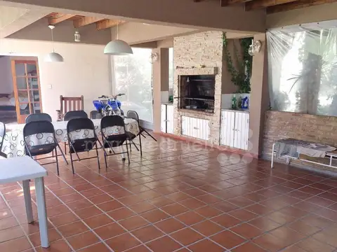 Casa en Venta en Chascomus, USD 230.000
