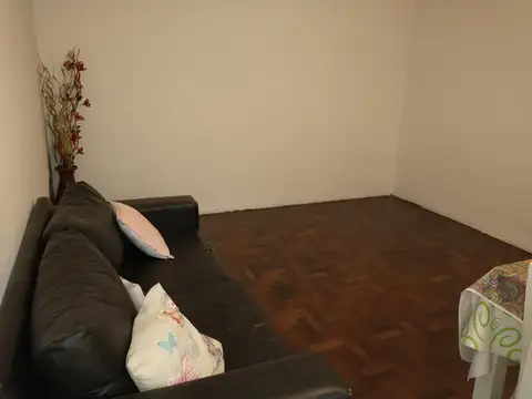 Depto Tipo Casa en Venta 5 años