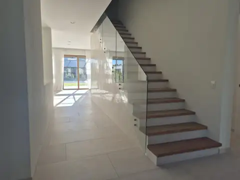 Casa en Venta en Nordelta Carpinchos, USD 790.000
