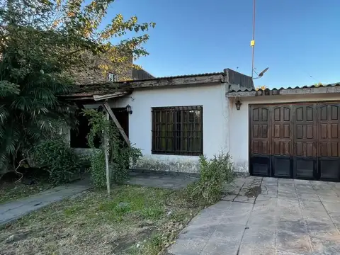 VENTA CASA EN JOSÉ C. PAZ