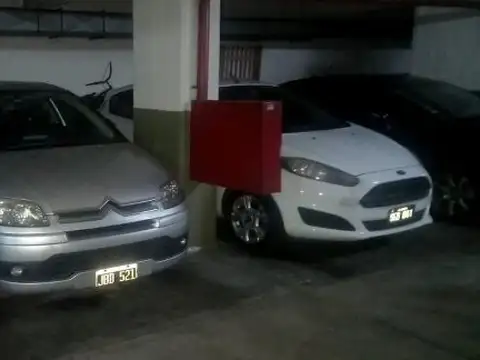 AV CASEROS 769