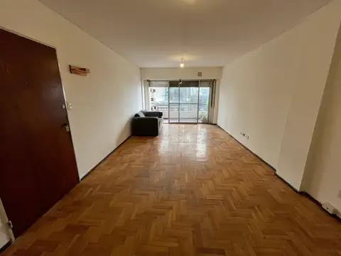 Departamento en venta- Tucumán al 900, Rosario- 2° piso.