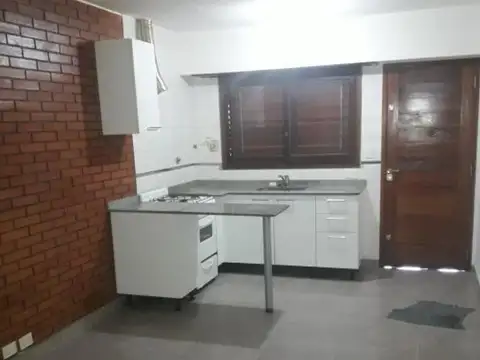 Casa en Venta en Lomas De Zamora, USD 240.000
