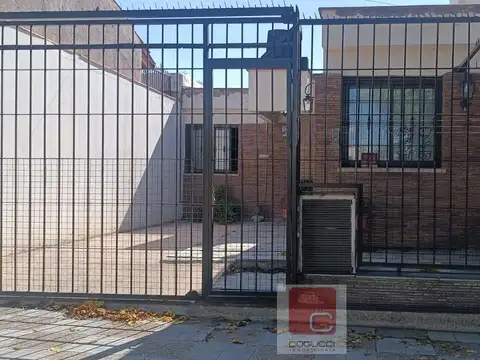 Casa en Venta en Godoy Cruz, USD 86.000