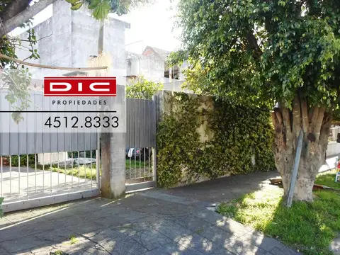 Chalet 5 dormitorios Venta  - Villa Adelina