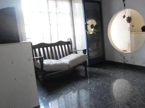 Casa en Venta con 4 cocheras