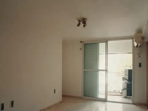 Depto Tipo Casa en Alquiler 27 años