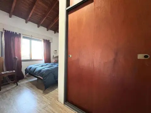 Depto Tipo Casa en Venta de 5 ambientes