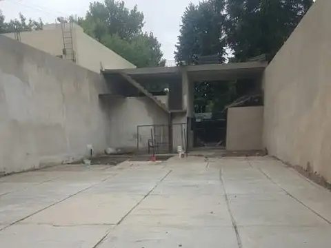 Galpon en Venta 10  mts Frente