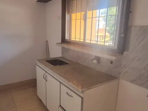 Depto Tipo Casa en Venta con 1 cocheras