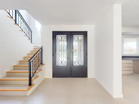Casa en Venta en Club Miralagos, USD 320.000