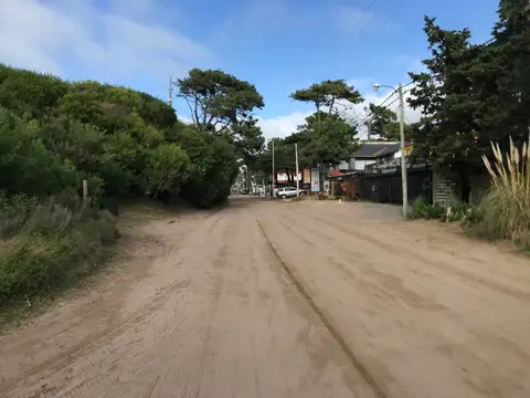 Terreno en Venta 12,02  mts Fondo