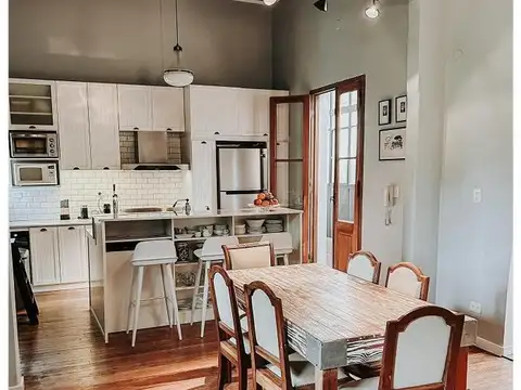 Depto Tipo Casa 4 ambientes con 2 baños