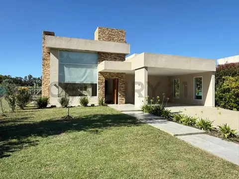 Casa dos dormitorios a estrenar - Azahares del Parana - ALQUILER/VENTA