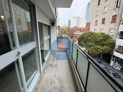 Depto Tipo Casa 4 ambientes con 2 baños