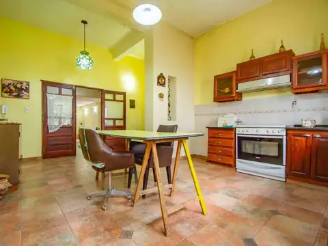 Casa de 3 ambientes en Versalles