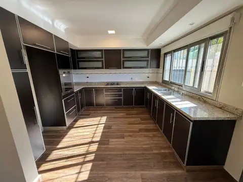 Casa en Alquiler de 2 dormitorios