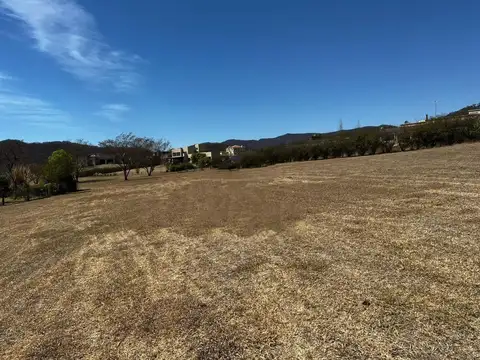 Terreno en Venta, FOS 55