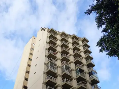 Avenida Córdoba 2400