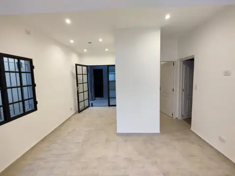 Depto Tipo Casa en Alquiler de 2 ambientes