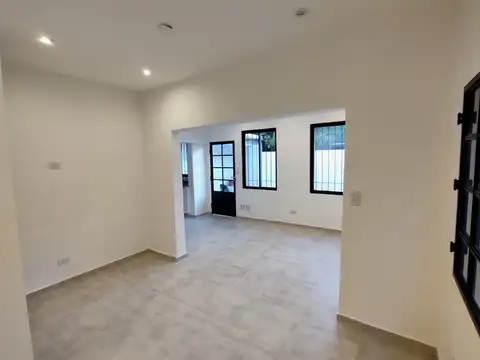 Depto Tipo Casa en Alquiler de 1 dormitorio
