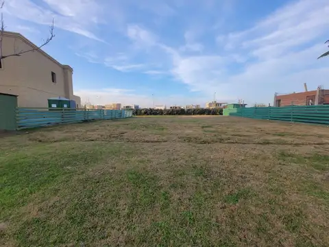Terreno en venta Puertos del Lago, B° Ceibos, Escobar