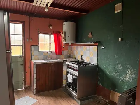 Casa 3 ambientes con 1 baño