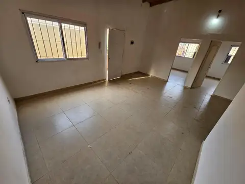 Departamento de 3 amb. en alquiler en San Justo