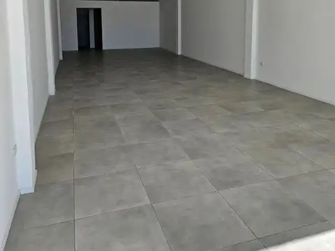 Local en Alquiler en Colinas De Manantiales, $ 2.300.000