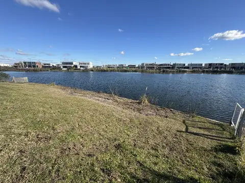 Terreno en Venta de 851,0 m2