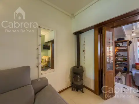 Casa 10 ambientes con 4 baños