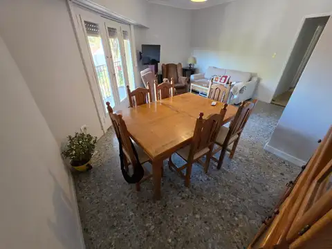 Depto Tipo Casa en Alquiler de 2 dormitorios