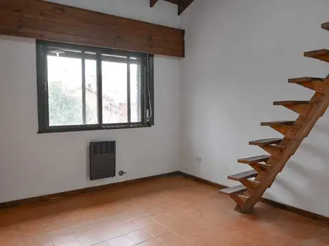 VENTA CASA 3 AMB BONANZA PILAR A METROS R8 JARDIN