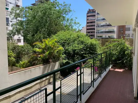 Departamento 2 ambientes en venta  Belgrano balcón