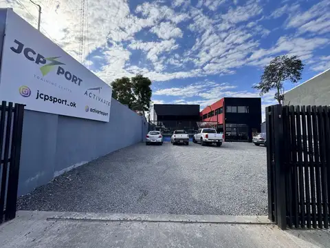 Oficina en Alquiler en Jose Clemente Paz, $ 220.000