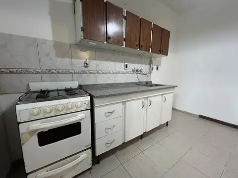 Departamento 3 ambientes con 1 baño