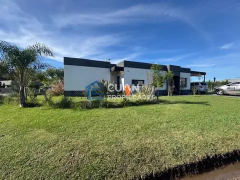 Casa en Venta en La Cañada - Los Arces, USD 165.000