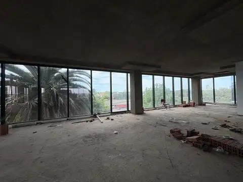 Oficina en Venta al Este