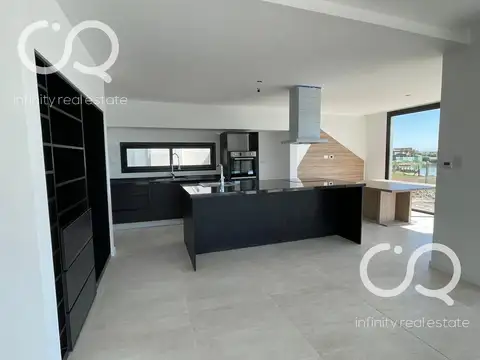 Casa en Venta en San Sebastián, USD 279.000