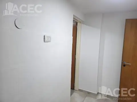 Local en Alquiler en Pichincha, $ 700.000