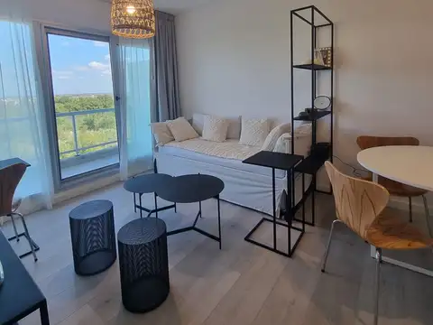 Departamento en Alquiler con 1 cocheras